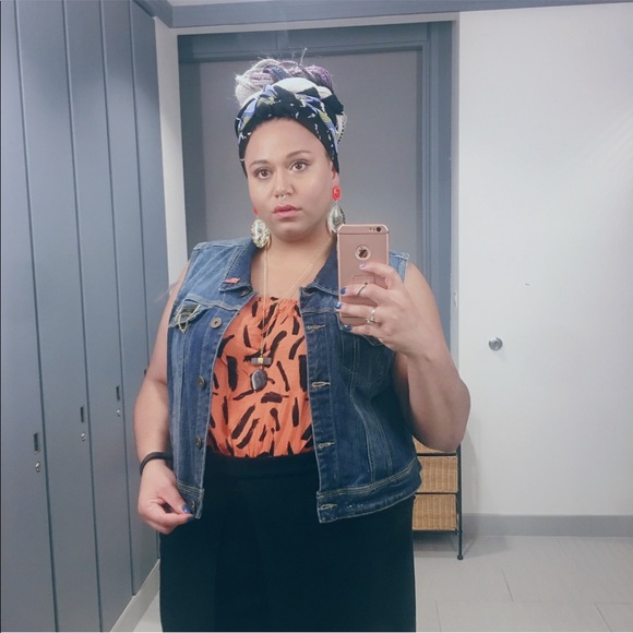 Meet your Posher, Rae - Picture 8 of 8